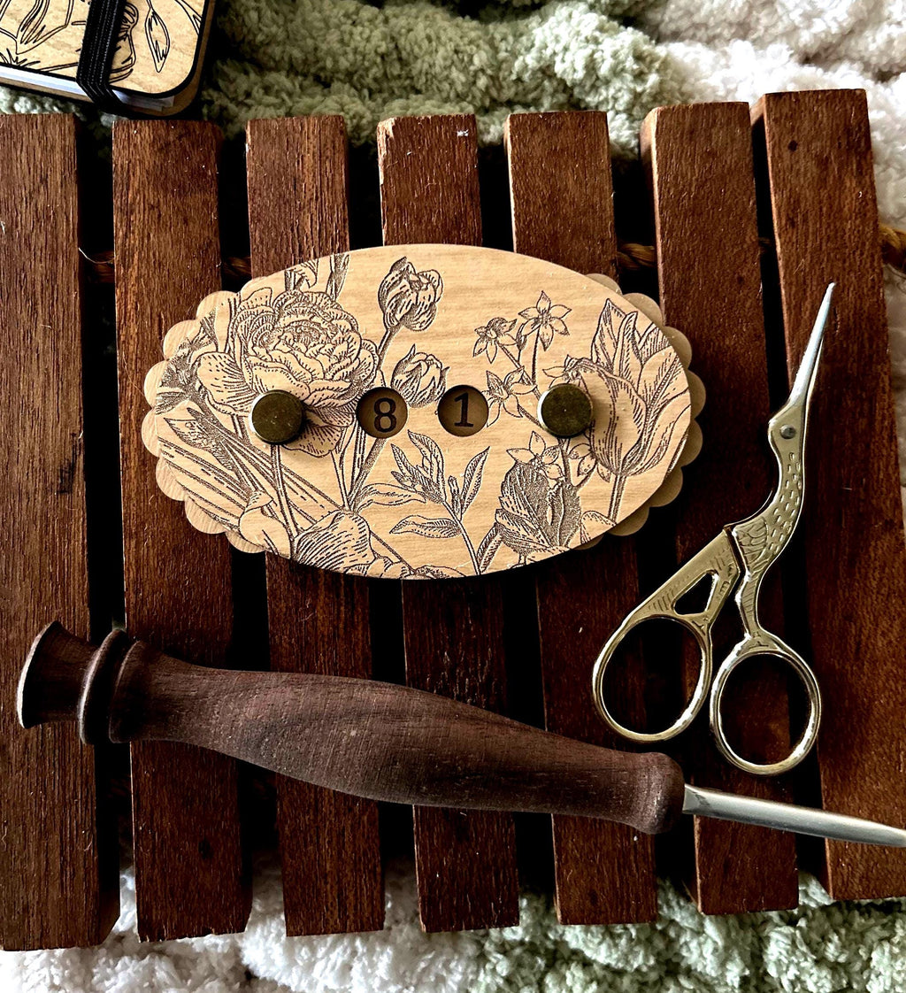 Row Counter for Knitting and Crochet Flowers Engraved
