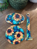 Portable Yarn Holder, Travel Wristlet Hanging Yarn Wristlet for Knitting and Crochet Stained Glass Sunflower Pattern